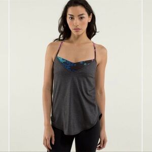 Lululemon Size 8 Roll Out Tank Heathered Black Petal Pop Yoga Flowy Boho Floral